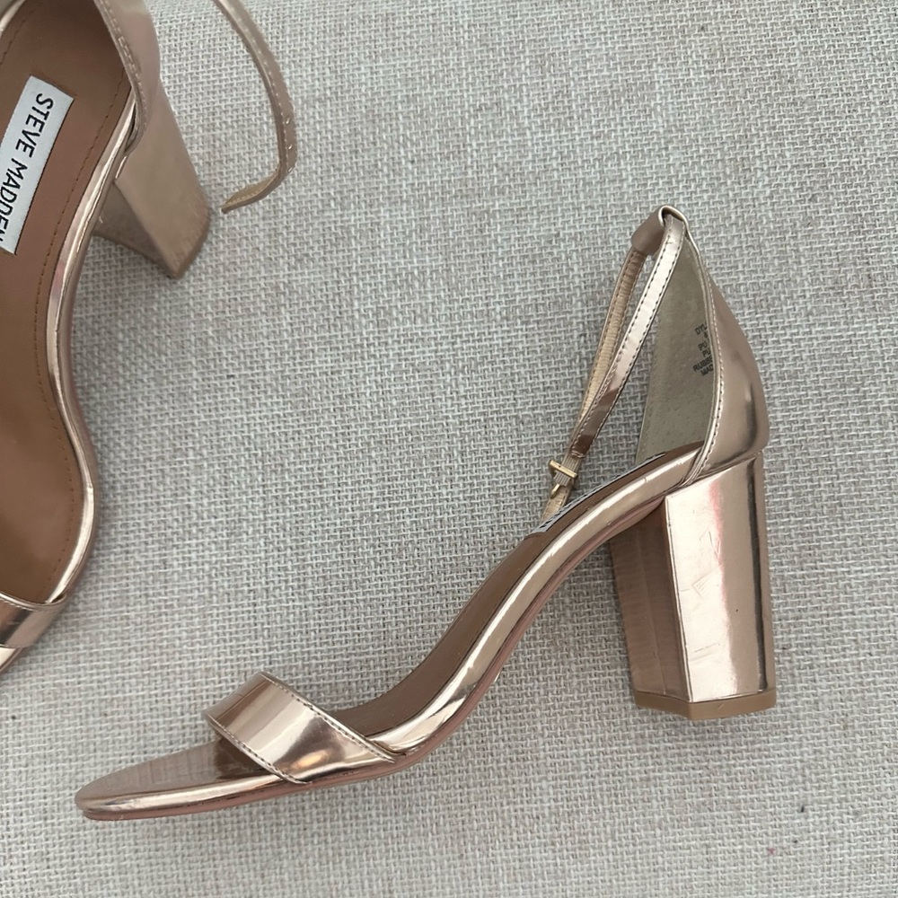 Sexy DYLANN Rose Gold/Gold Sandals by Steve Madden